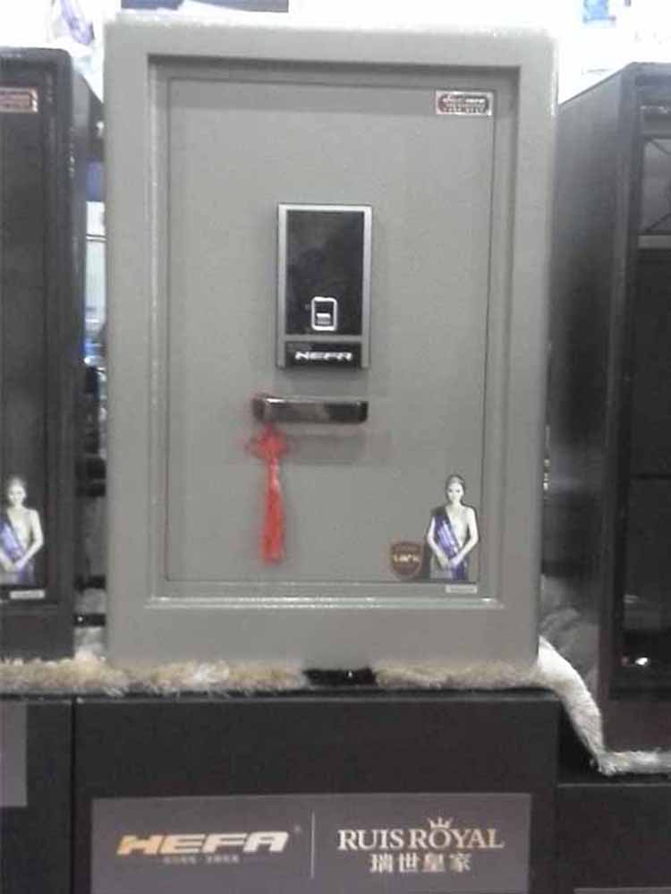 The new type of cabinet will be displayed at the Canton fair --- international safe and lock exhibit